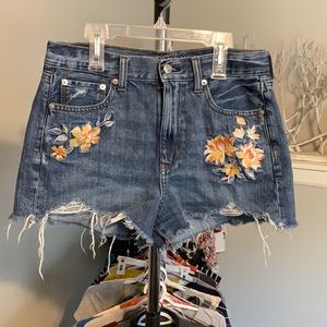 American Outfitters Embroidered Denim Shorts 6